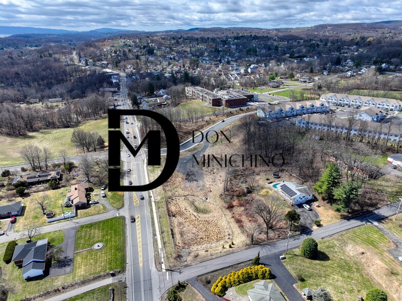 0 Route 9W, Marlboro, NY à vendre - Photo du bâtiment - Image 2 de 7