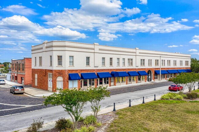 More details for 110 W 1st St, Sanford, FL - Office, Retail for Lease