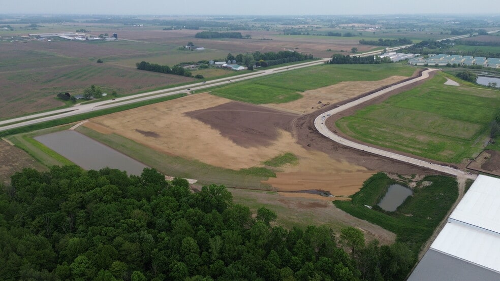 Highway 57, Fredonia, WI for sale - Building Photo - Image 2 of 3