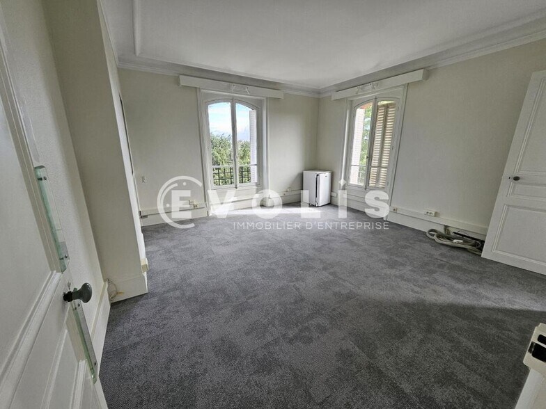 Office in Bourg-la-Reine for lease - Building Photo - Image 2 of 20
