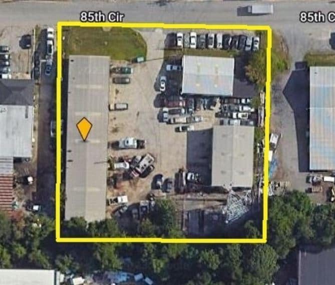 450 85 Cir, Atlanta, GA for sale - Building Photo - Image 2 of 9