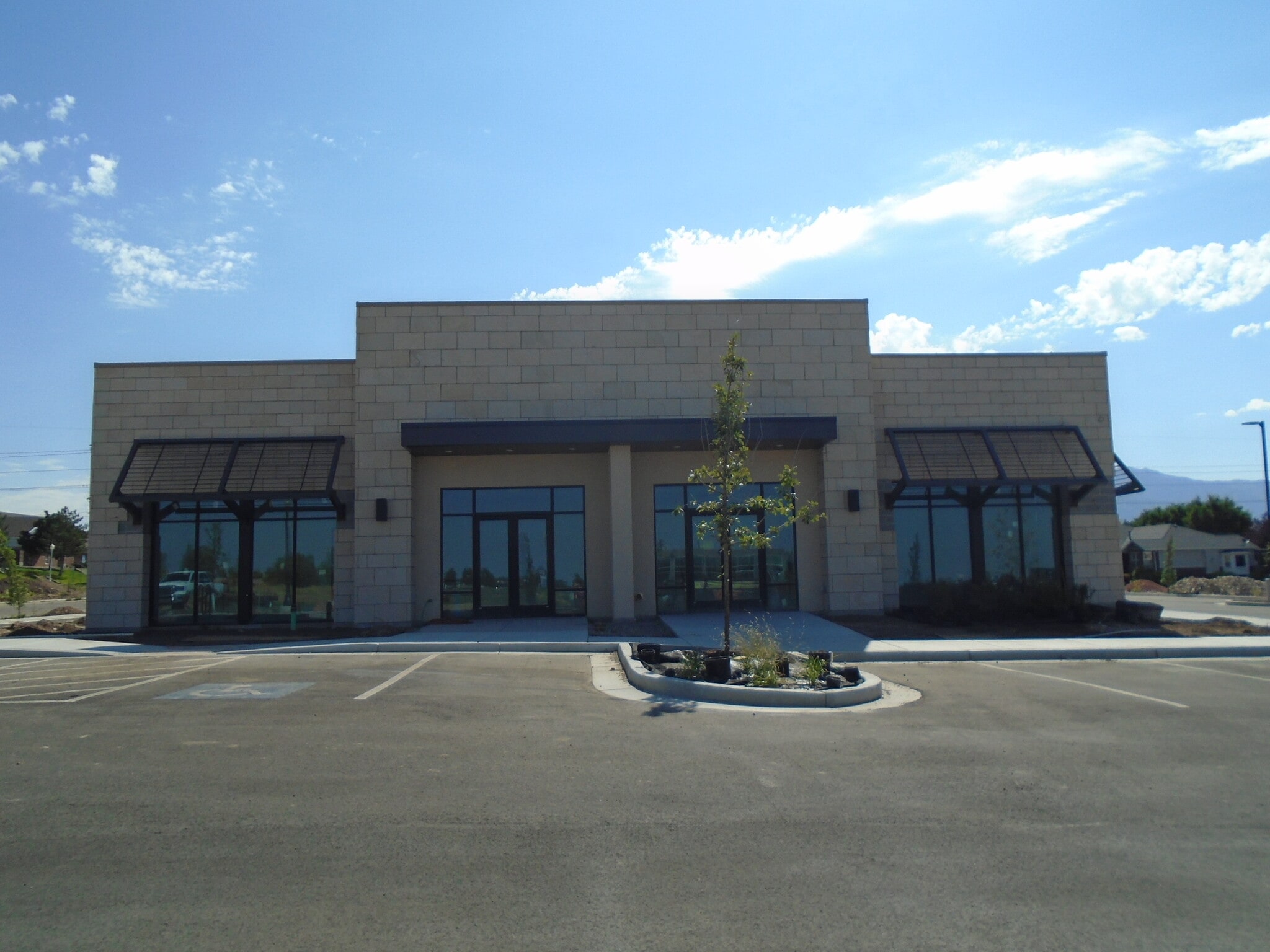 1411 University Park Boulevard blvd, Clearfield, UT for lease Primary Photo- Image 1 of 3