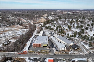 1018 Battleground Ave, Greensboro, NC - Aérien  Vue de la carte