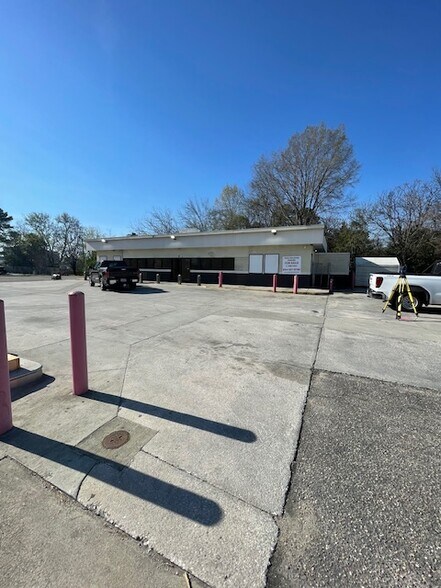 810 E Cumberland St, Dunn, NC à vendre - Photo du bâtiment - Image 1 de 4