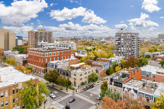 3501 Rue Saint-Hubert, Montréal, QC - AERIAL  map view