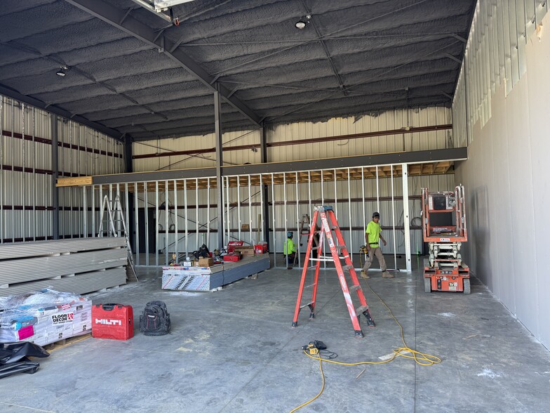 6404 Rambler Dr, Pensacola, FL for sale - Building Photo - Image 3 of 23