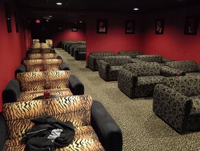 1721 S Flower St, Los Angeles, CA à louer Photo intérieure- Image 2 de 9