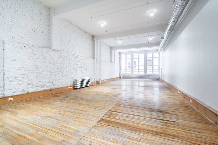 445-449 Rue Saint-Pierre, Montréal, QC for lease - Interior Photo - Image 3 of 20