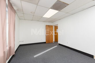 6250 Mountain Vista St, Henderson, NV for lease Interior Photo- Image 2 of 3