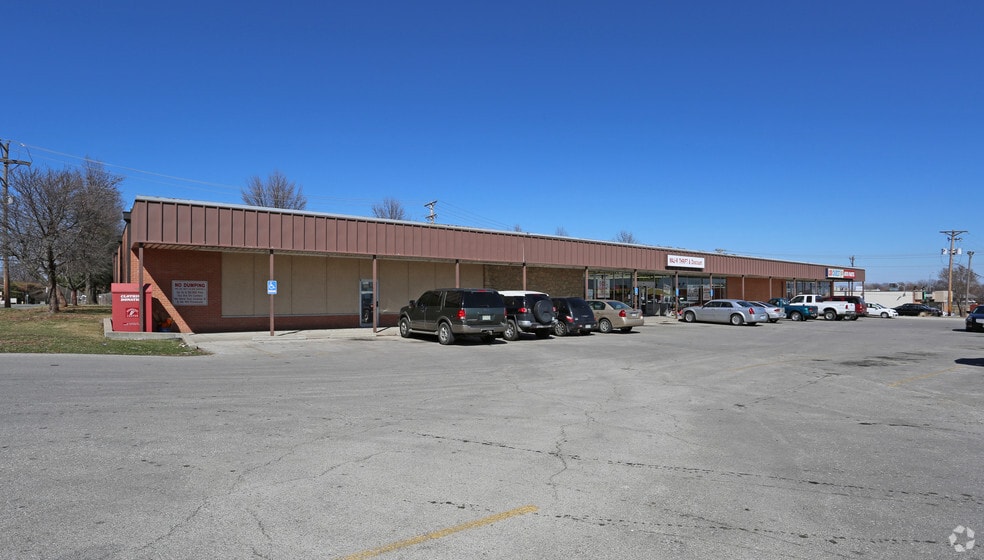 1500-1502 Main St, Grandview, MO for lease - Building Photo - Image 3 of 5