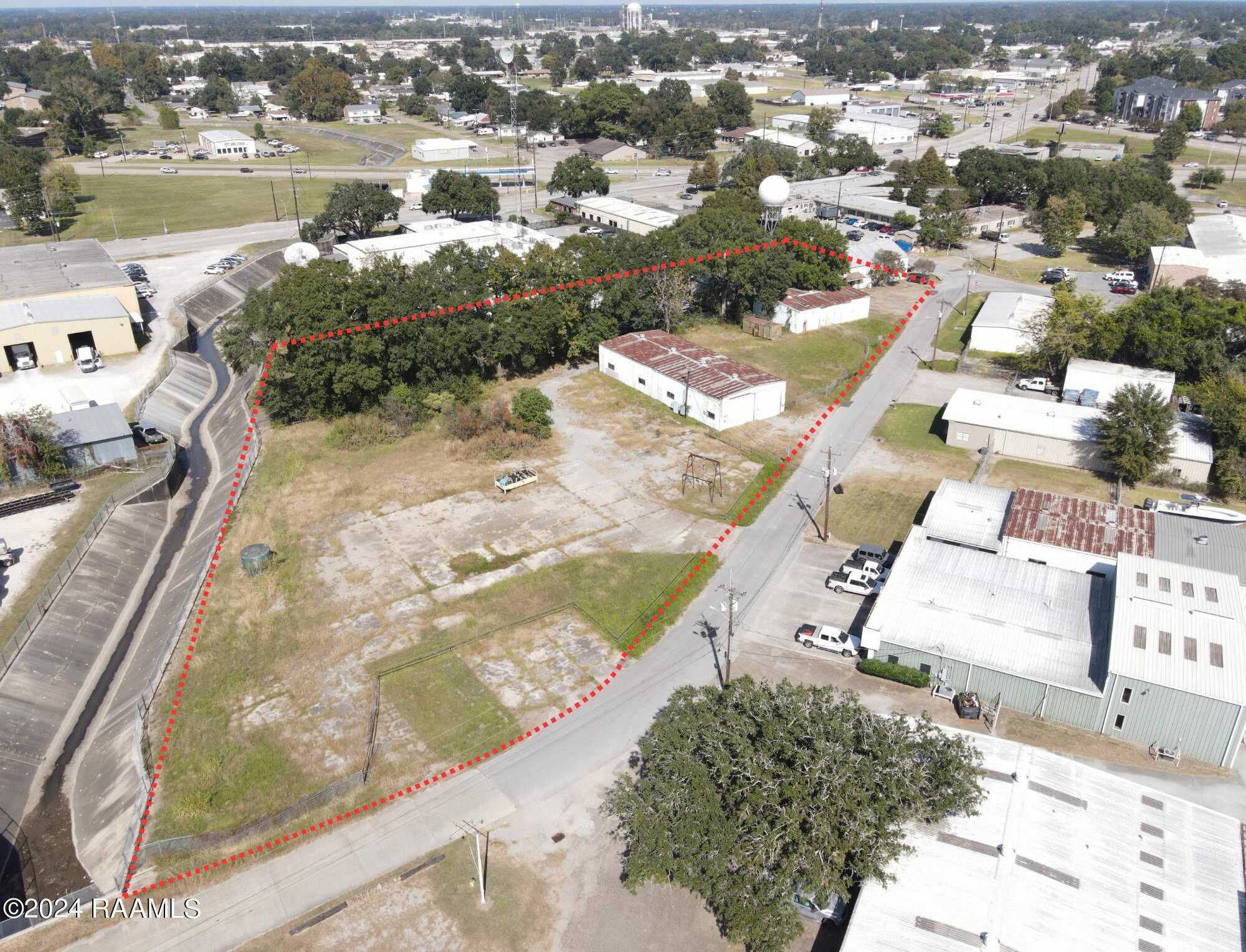 104-106 Wall St, Lafayette, LA for sale Primary Photo- Image 1 of 2