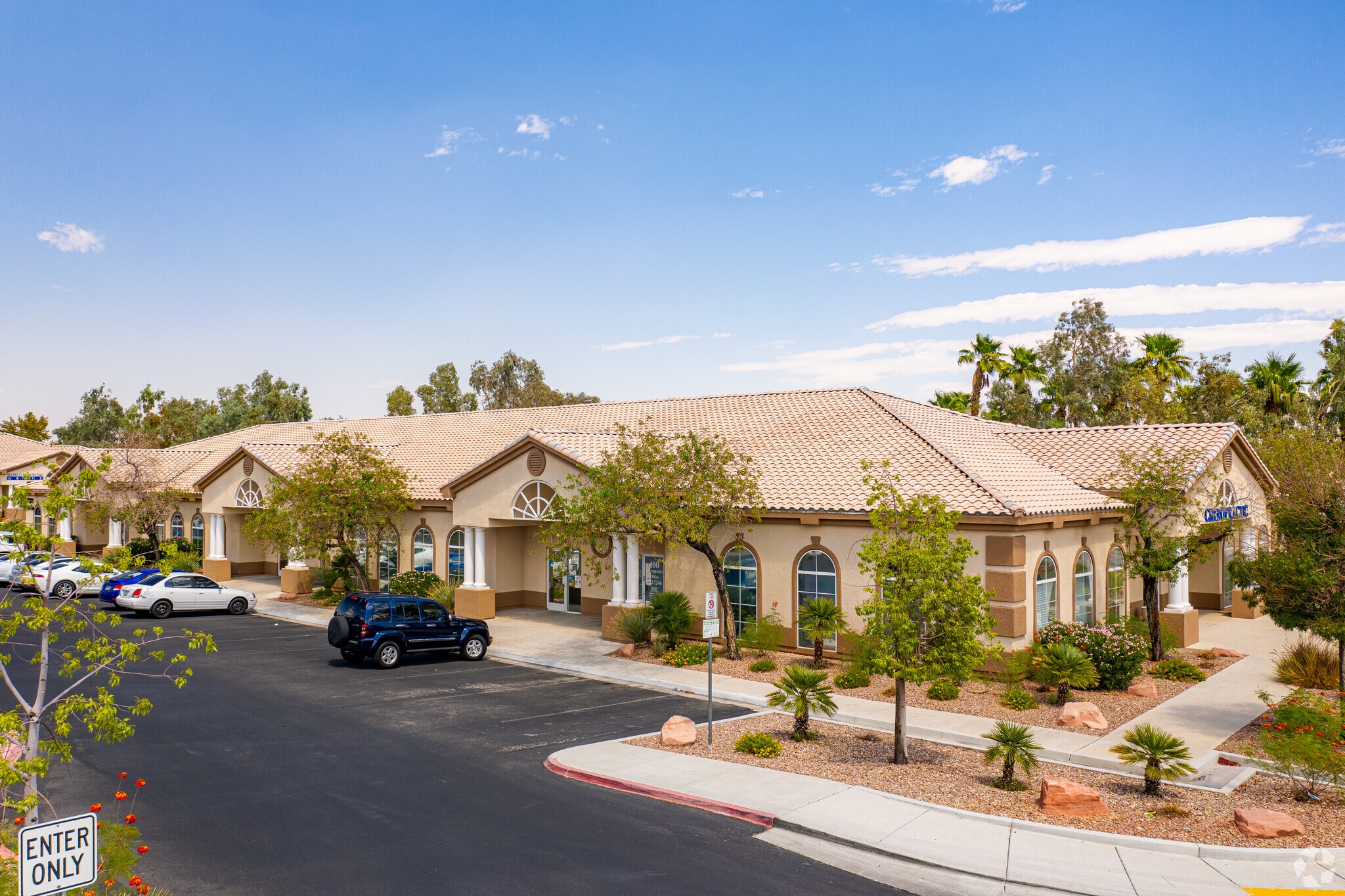 7380 W Sahara Ave, Las Vegas, NV à louer Photo principale- Image 1 de 22