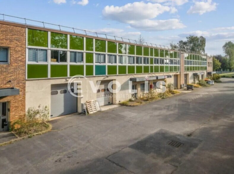 4 Avenue Des Andes, Les Ulis à louer - Photo du bâtiment - Image 2 de 11