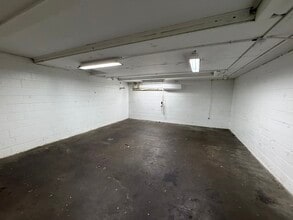 10150 N Florida Ave, Tampa, FL for lease Interior Photo- Image 2 of 7