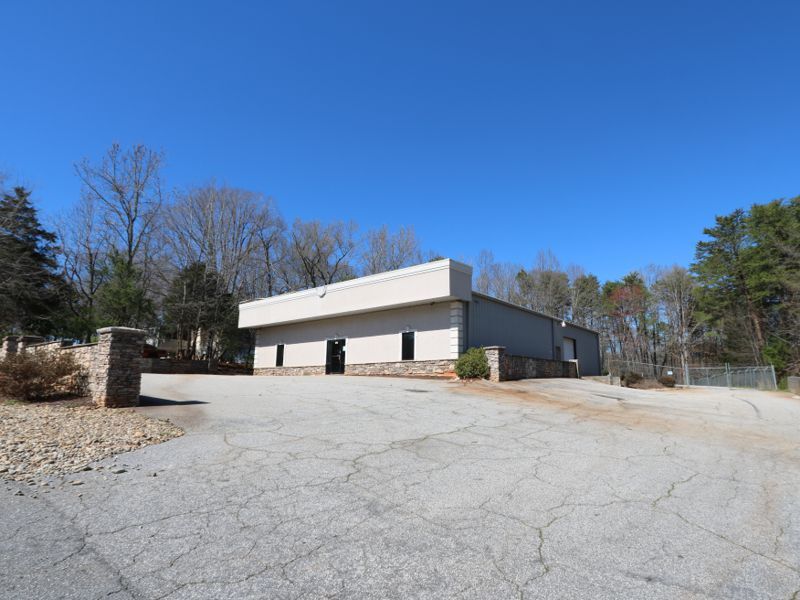 107 Ben Hamby Ln, Greenville, SC for lease Primary Photo- Image 1 of 8