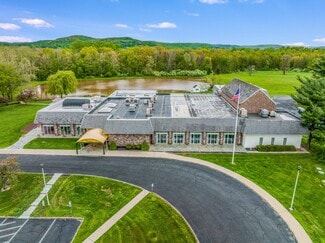Plus de détails pour 88 Route 173 W, Hampton, NJ - Spécialité à vendre