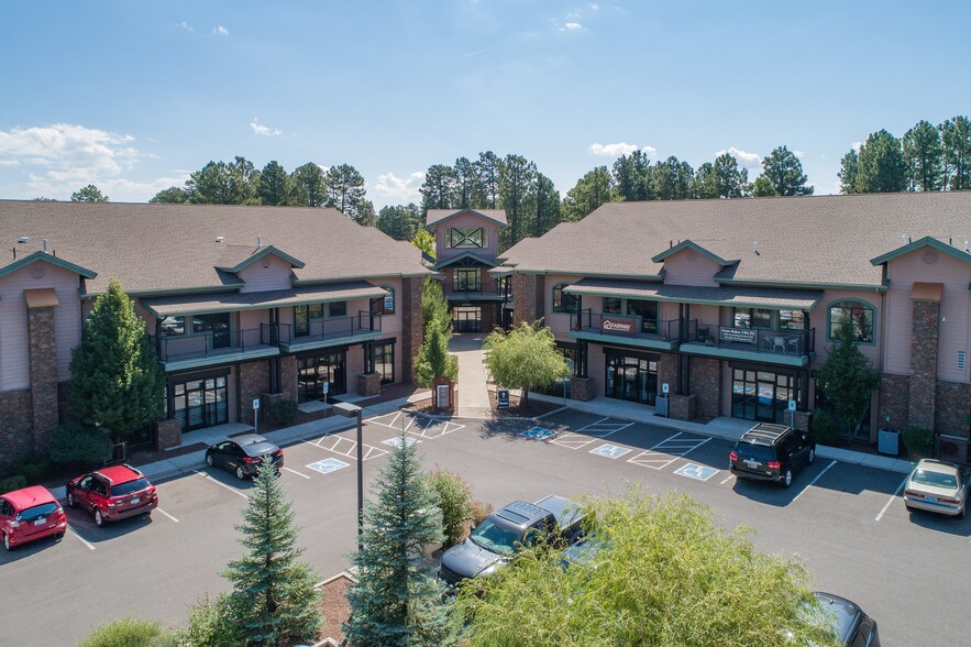 1600 W University Ave, Flagstaff, AZ à louer - Photo du bâtiment - Image 3 de 6