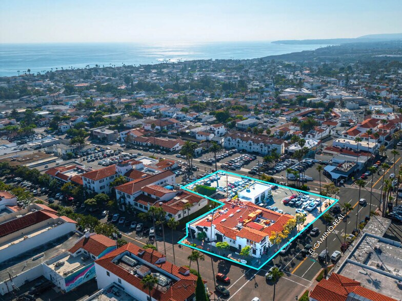 104-110 N El Camino Real, San Clemente, CA à louer - Photo du bâtiment - Image 1 de 7