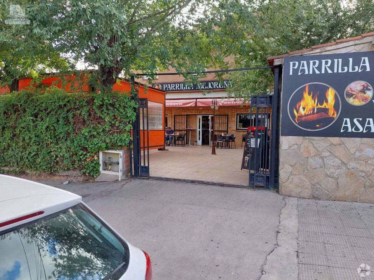 Retail in Mejorada del Campo, Madrid for sale Primary Photo- Image 1 of 16