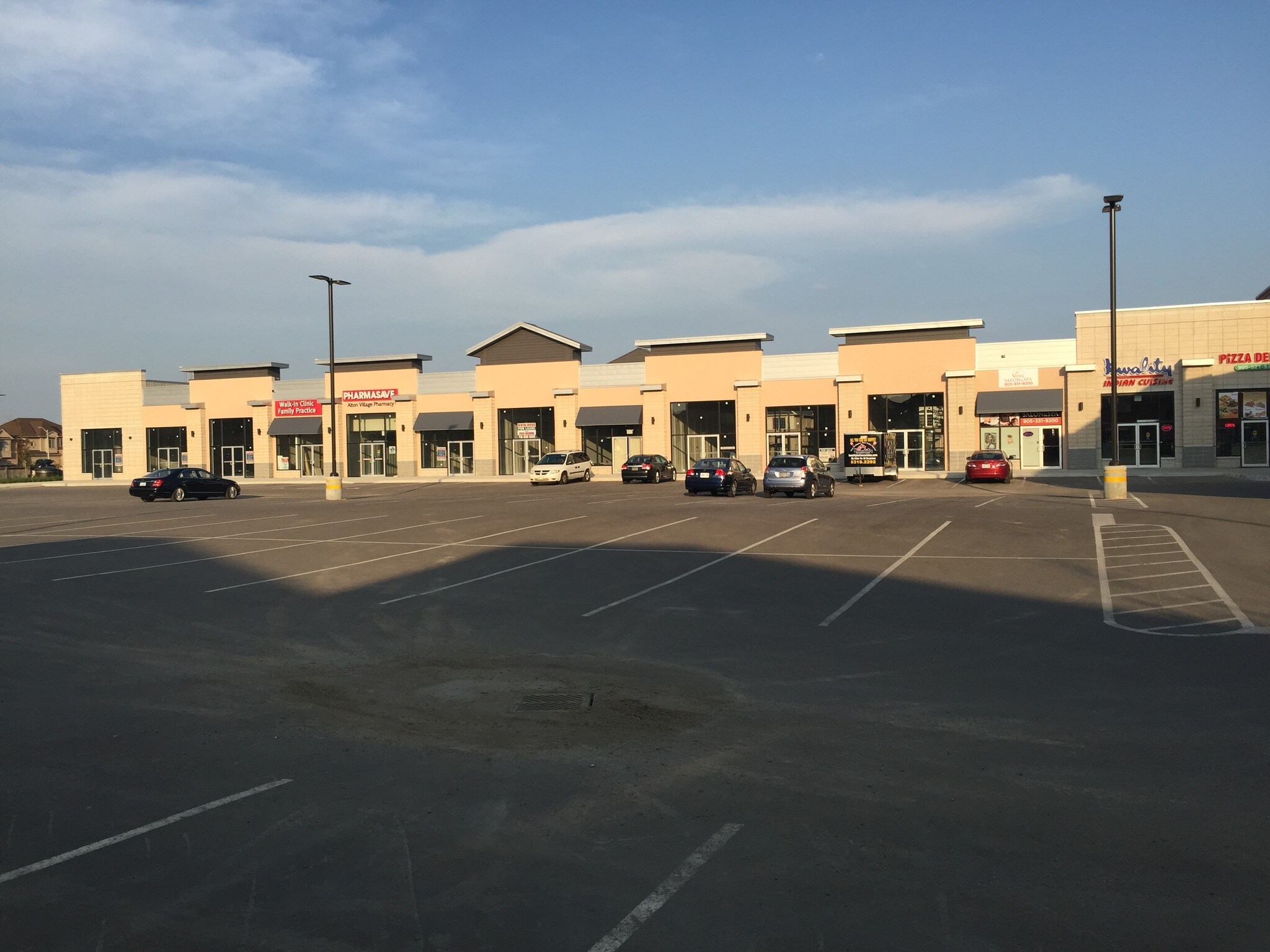 4265 Thomas Alton Blvd, Burlington, ON for sale Primary Photo- Image 1 of 1