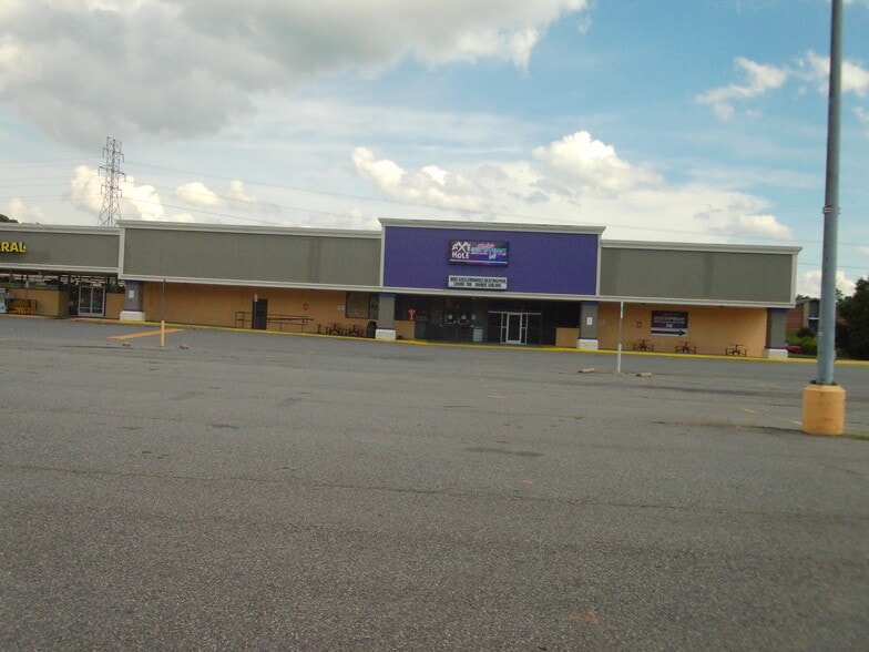 280-288 N Talbert Blvd, Lexington, NC for lease - Building Photo - Image 3 of 4