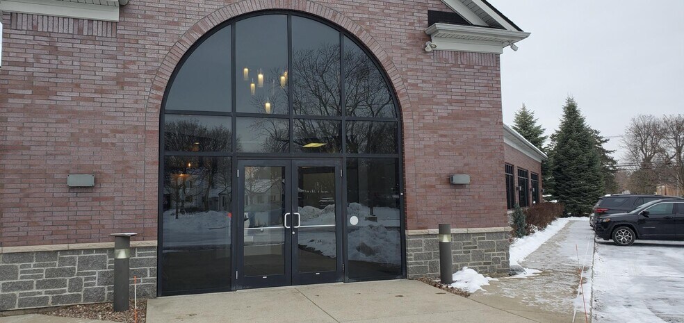 33 Melrose Rd, Buffalo, NY à louer - Photo du bâtiment - Image 2 de 11