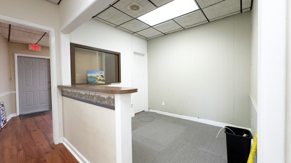 3612 5th Ave N, Saint Petersburg, FL for lease - Interior Photo - Image 3 of 17
