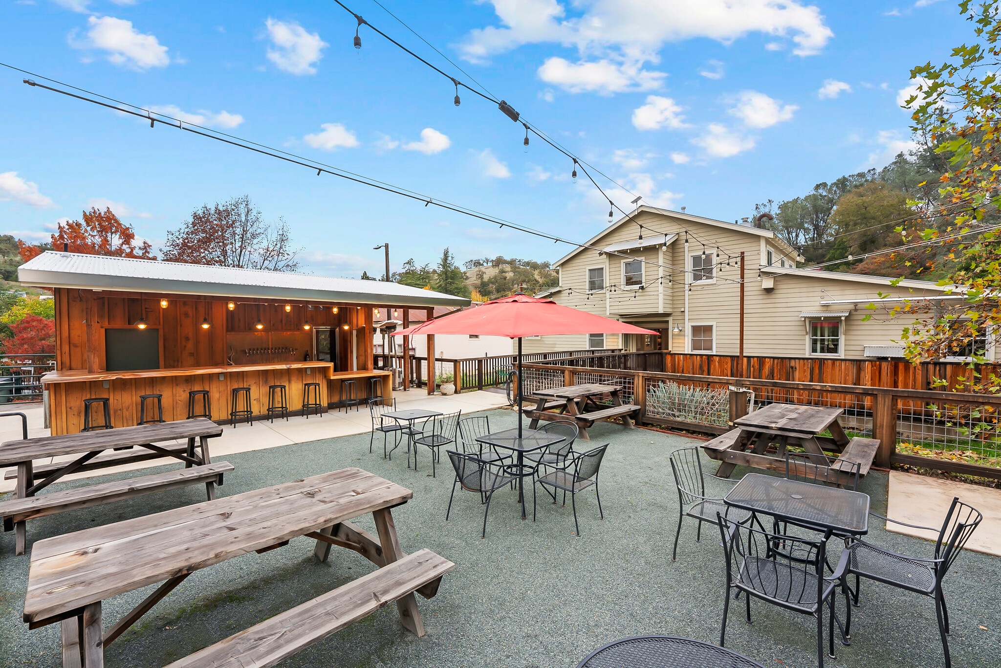 14141 Old Rte 49, Amador City, CA for sale Primary Photo- Image 1 of 39