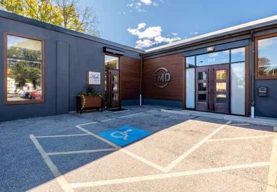 359-371 Horton St E, London, ON à vendre - Photo du bâtiment - Image 3 de 12