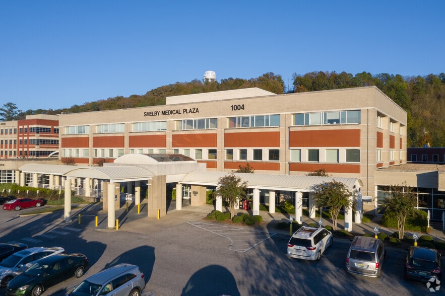 1004 1st St N, Alabaster, AL for lease - Building Photo - Image 1 of 11