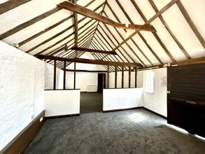 4 Douglas Mews, Hythe for lease Interior Photo- Image 2 of 5