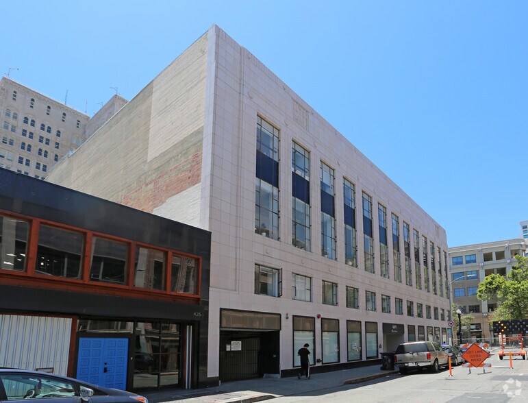 1460 Broadway, Oakland, CA à louer - Photo du bâtiment - Image 3 de 4