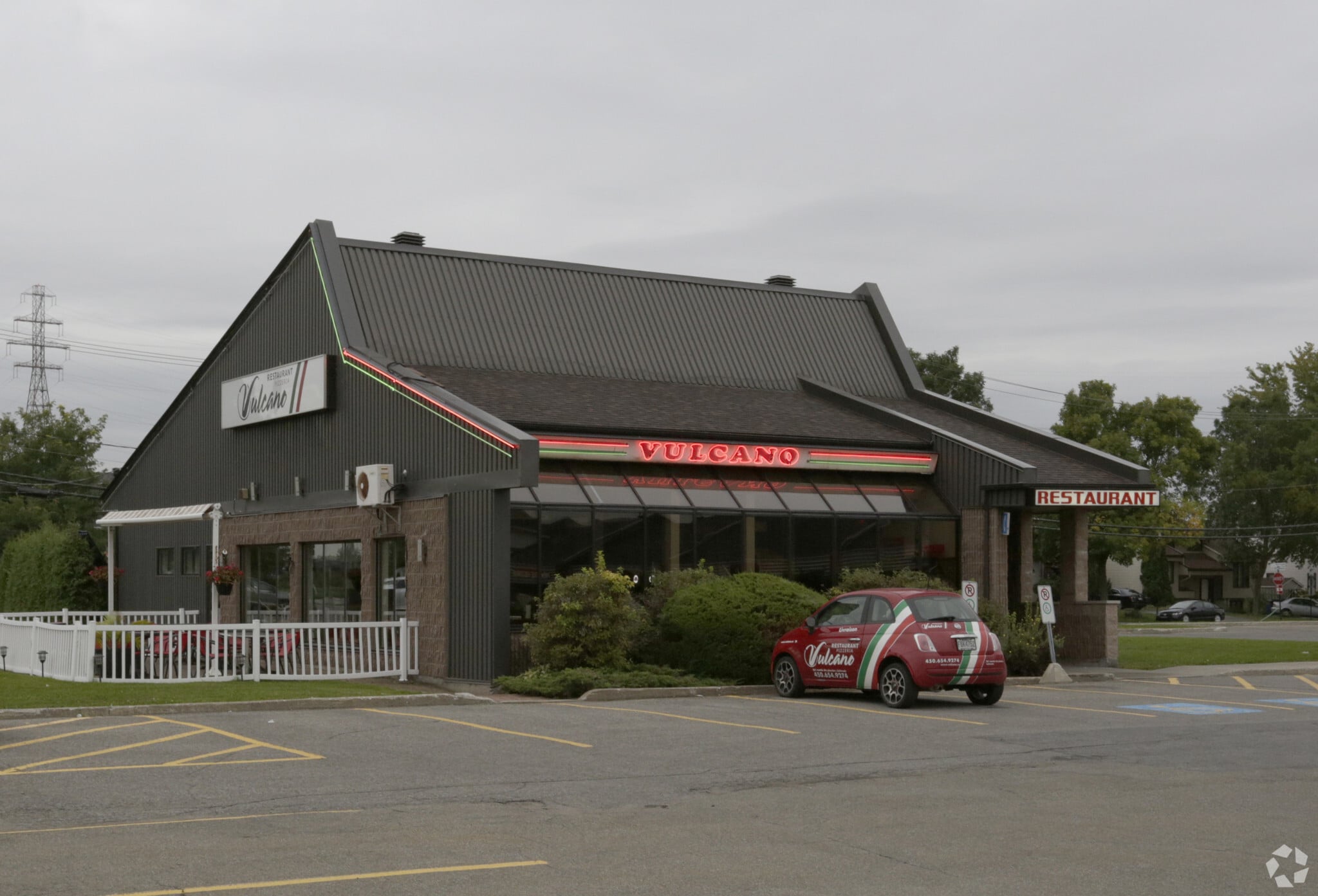 327 Montée des Pionniers, Terrebonne, QC for lease Building Photo- Image 1 of 4