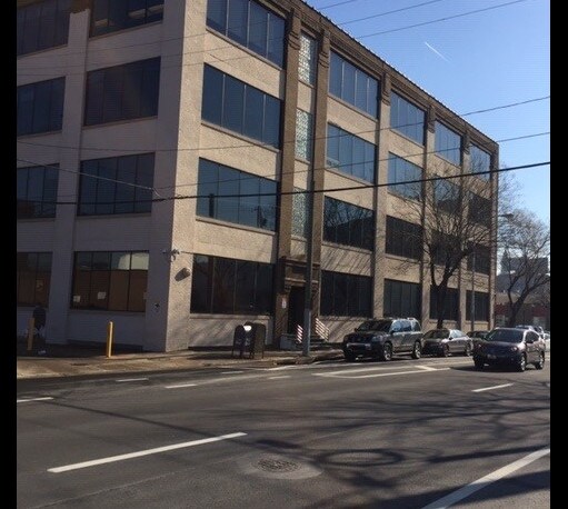 441 N 5th St, Philadelphia, PA à louer - Photo du bâtiment - Image 2 de 7