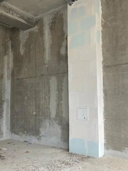 Commerce de détail dans Savigny-le-Temple à louer - Photo intérieure - Image 2 de 8