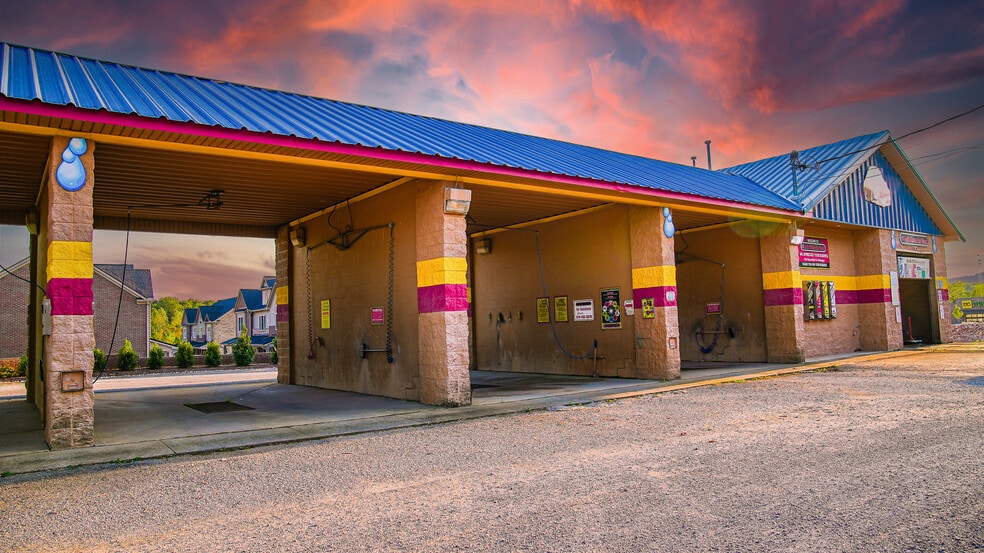 401 Peyton Pl, White Bluff, TN for lease - Primary Photo - Image 1 of 3