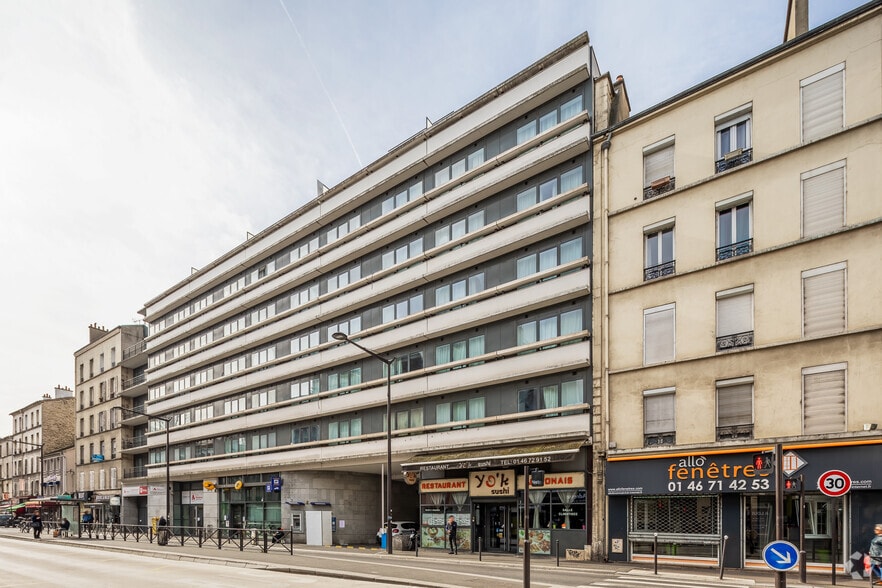 Office in Ivry-sur-Seine for lease - Building Photo - Image 2 of 6