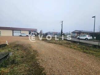 More details for 4 Za Les Quatre Vies, Frontonas - Flex for Lease