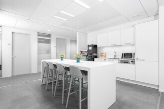 1306 Chemin Du Champ De Lière, Rillieux-la-Pape for lease Interior Photo- Image 1 of 8