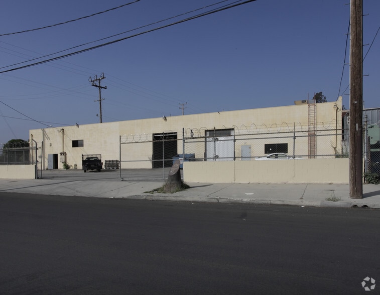 12555 Branford St, Pacoima, CA for lease - Primary Photo - Image 1 of 8