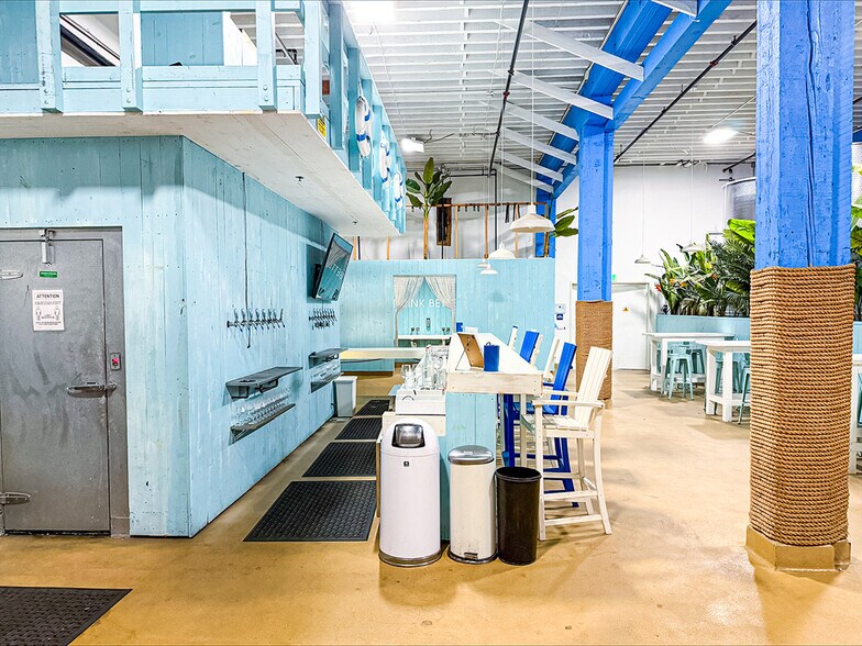 1700 Naud St, Los Angeles, CA à louer - Photo intérieure - Image 2 de 7