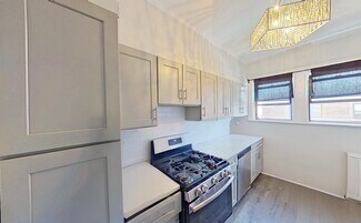 Plus de détails pour 55-19 Metropolitan Ave, Ridgewood, NY - Multi-résidentiel à vendre