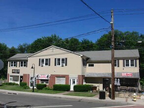 12 Old Mill Rd, Redding, CT for lease Building Photo- Image 1 of 2