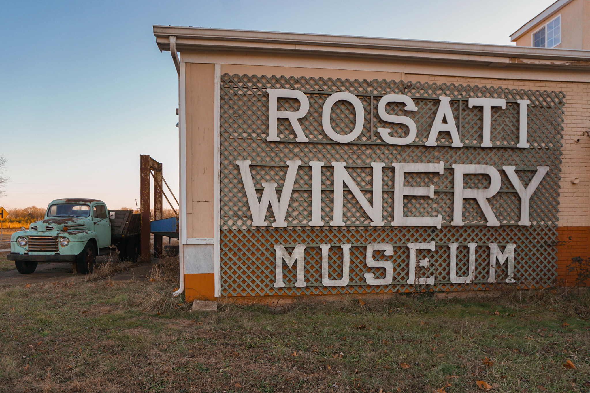 22050 State Route Kk, Saint James, MO for sale Primary Photo- Image 1 of 1