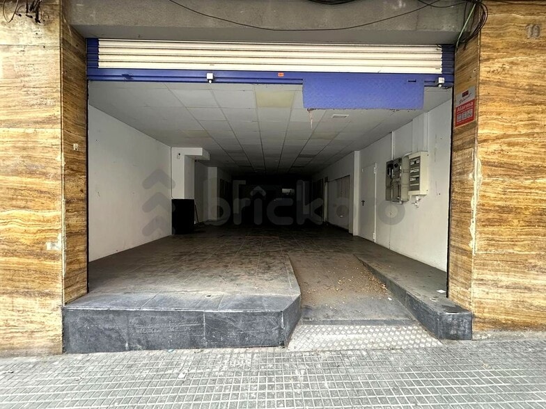 Carrer de Sant Josep, Esplugues de Llobregat, Barcelona for lease - Primary Photo - Image 1 of 3