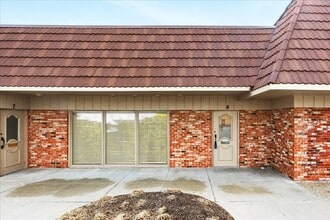 3015 N 90th St, Omaha, NE for lease Interior Photo- Image 2 of 16