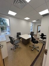 268 W Coleman Blvd, Mount Pleasant, SC for lease Interior Photo- Image 2 of 6