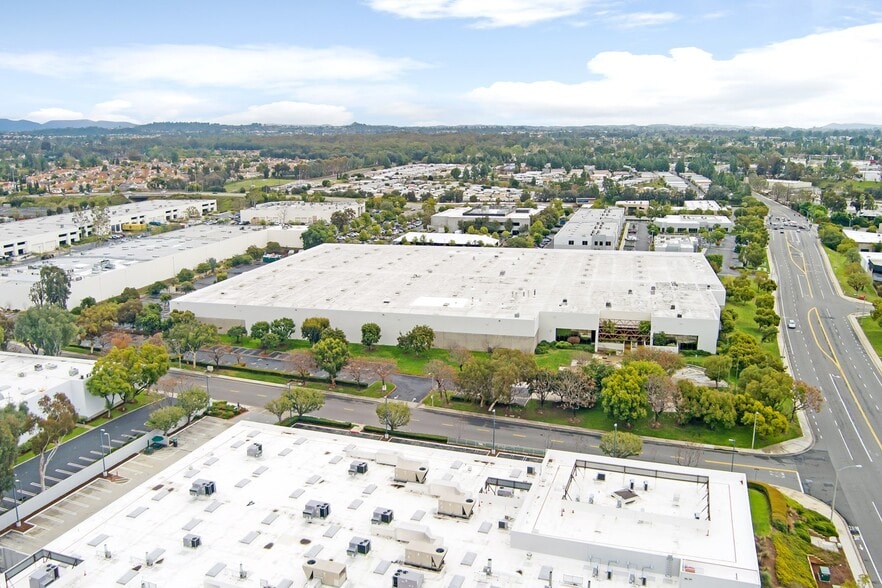 5 Marconi, Irvine, CA for lease - Building Photo - Image 2 of 6