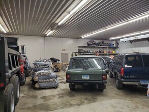 11 Old Indian Trl, Middlefield, CT for lease Building Photo- Image 1 of 1