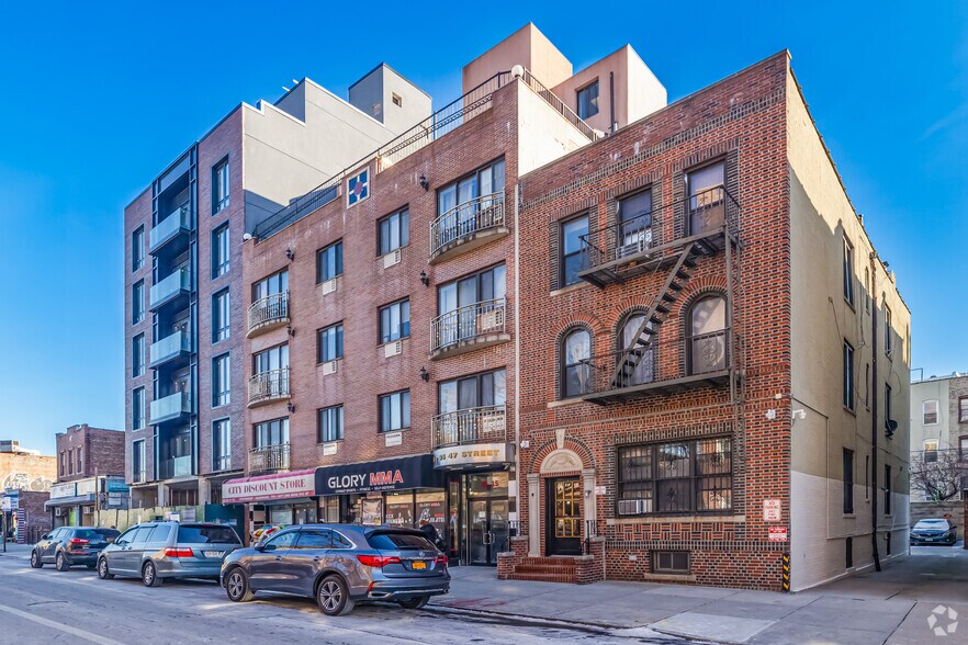 4535 47th St, Woodside, NY for sale - Primary Photo - Image 1 of 5